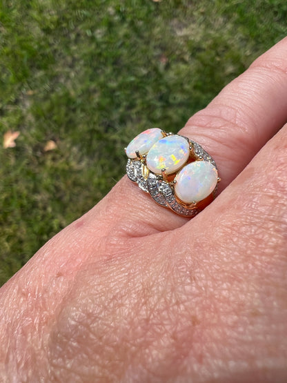 Vintage 14k Gold Opal Trilogy Diamond Ring
