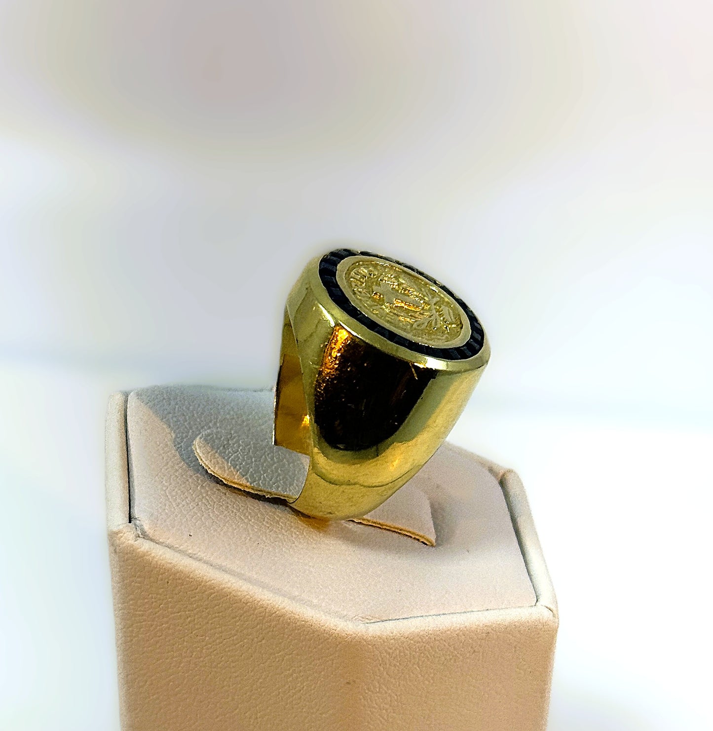 Vintage 18K Gold & Natural Sapphire Signet Ring – “Semper Fidelis” Cross & Laurel Motif, 24.5g Estate Statement Ring