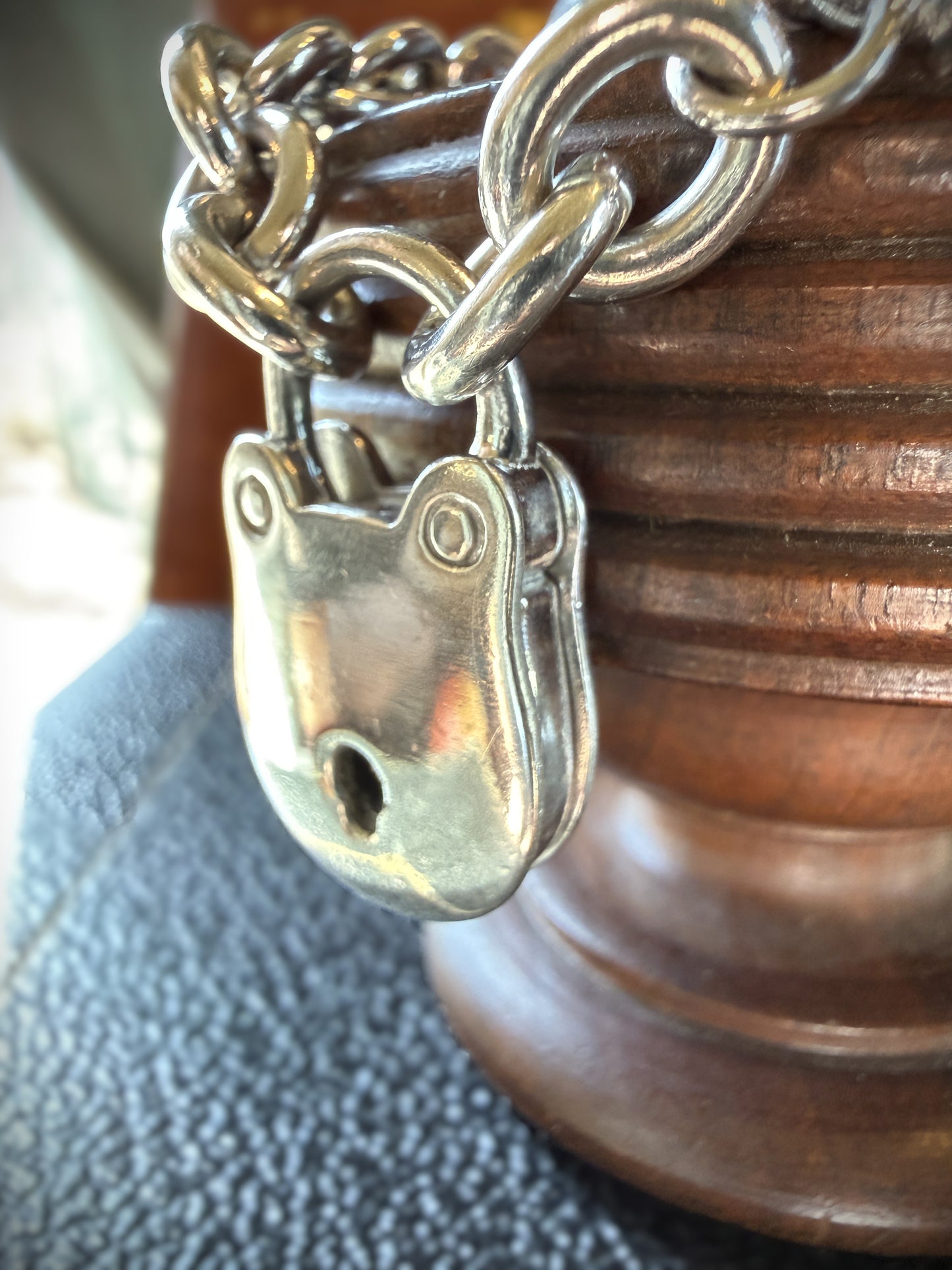 Authentic Brooks Brothers Sterling Silver Rolo Link Padlock Bracelet Jumbo Bolt Clasp & Dog Clip | Circa 1990–2000