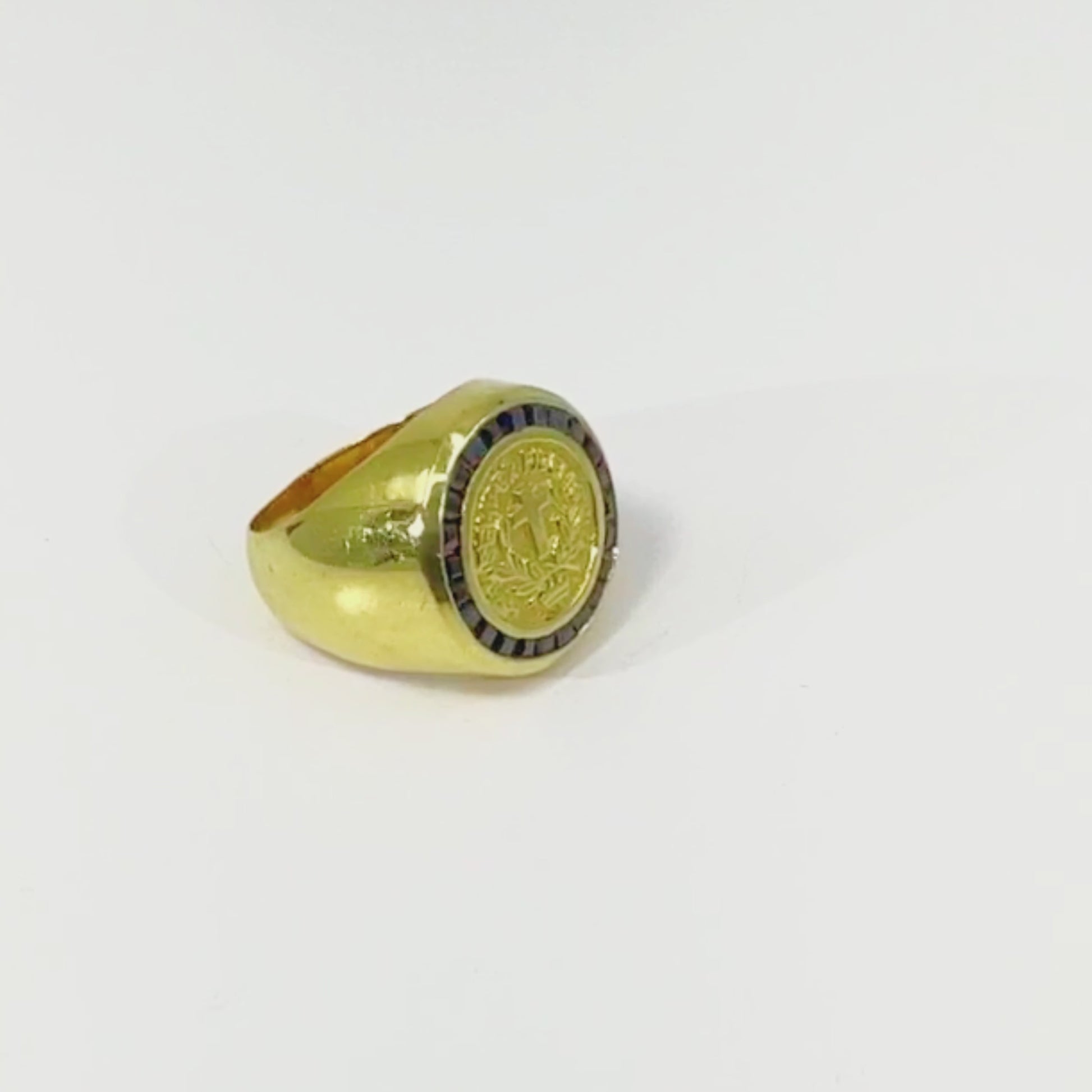 Vintage 18K Gold & Natural Sapphire Signet Ring – “Semper Fidelis” Cross & Laurel Motif, 24.5g Estate Statement Ring